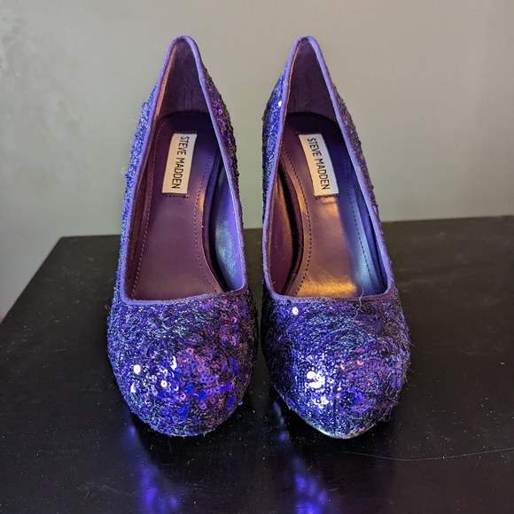 Purple sequin Steve Madden heels - Picture 2 of 5